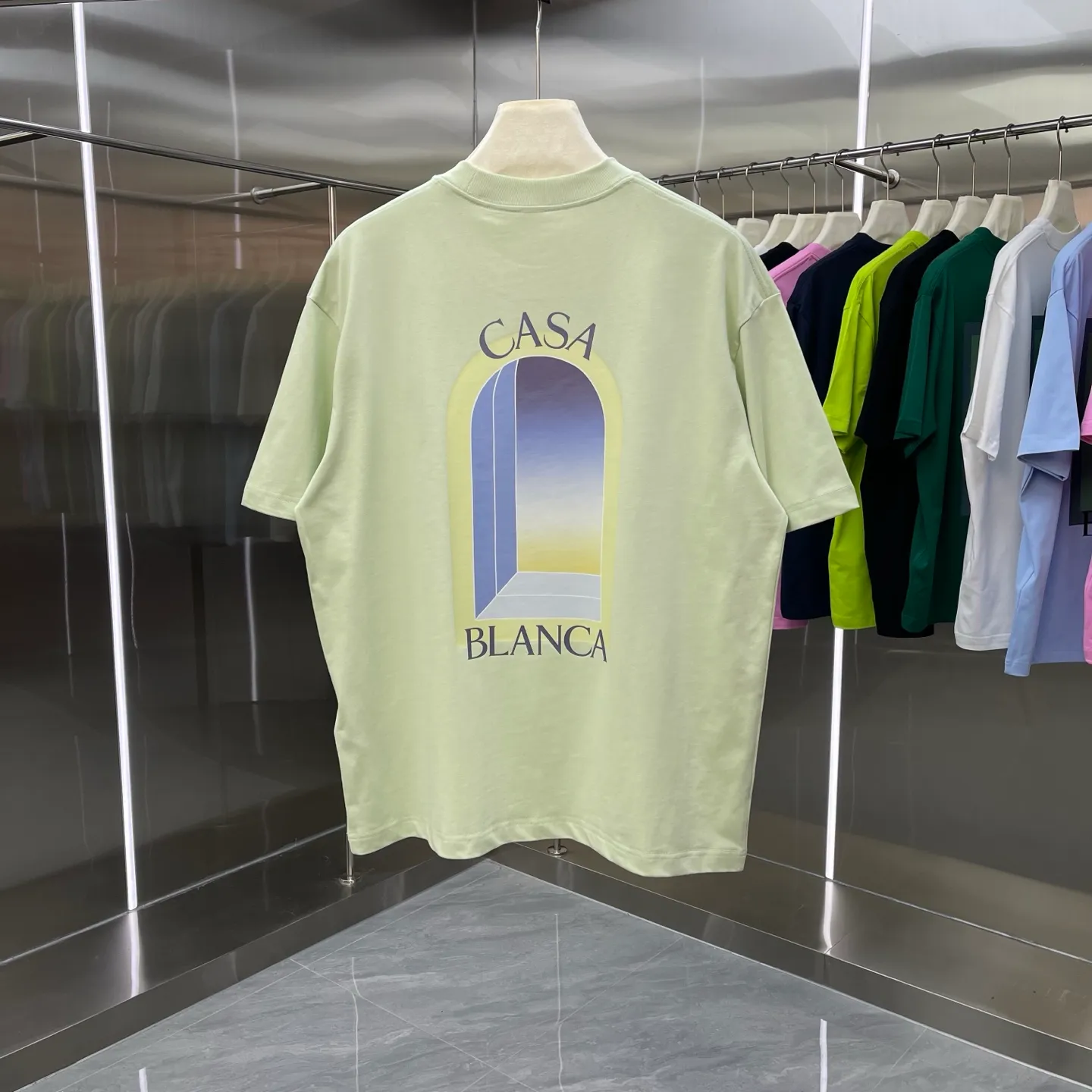 New Arrival Casablanca Casablanca Classic Series printed short-sleeved T-shirt for celebrities. It is made of Xinjiang long-staple cotton ~ grams. The color of the fabric is custom-dyed and will not shrink or fade. It feels comfortable and has a strong texture. A must-have for fashionable men and women, the Classic drop-shoulder wide version is available exclusively in In Stock! Color: White Black Blue fluorescent color Light Green color (5 colors) Size: S M L XL XXL